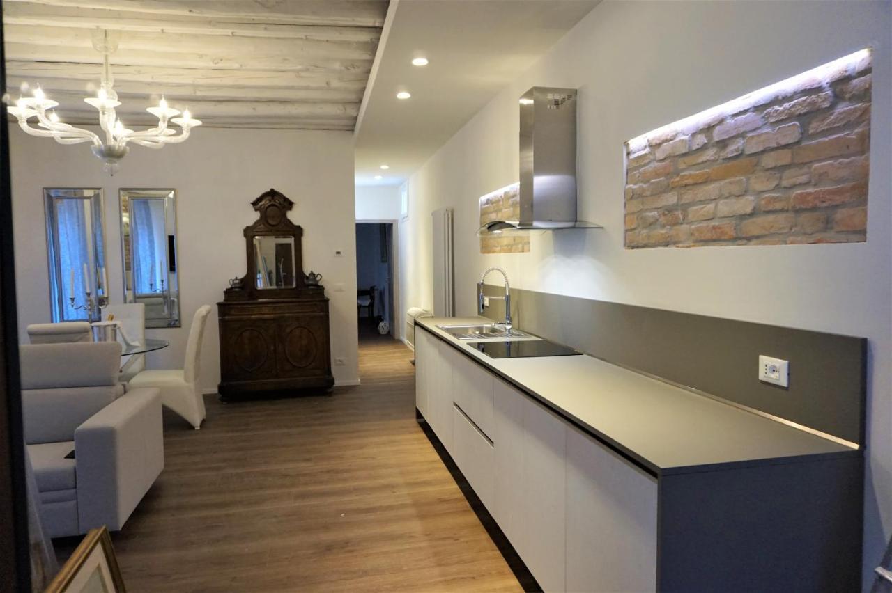 Sara S Luxury Home Five Minutes From Piazza San Marco Wenecja Zewnętrze zdjęcie