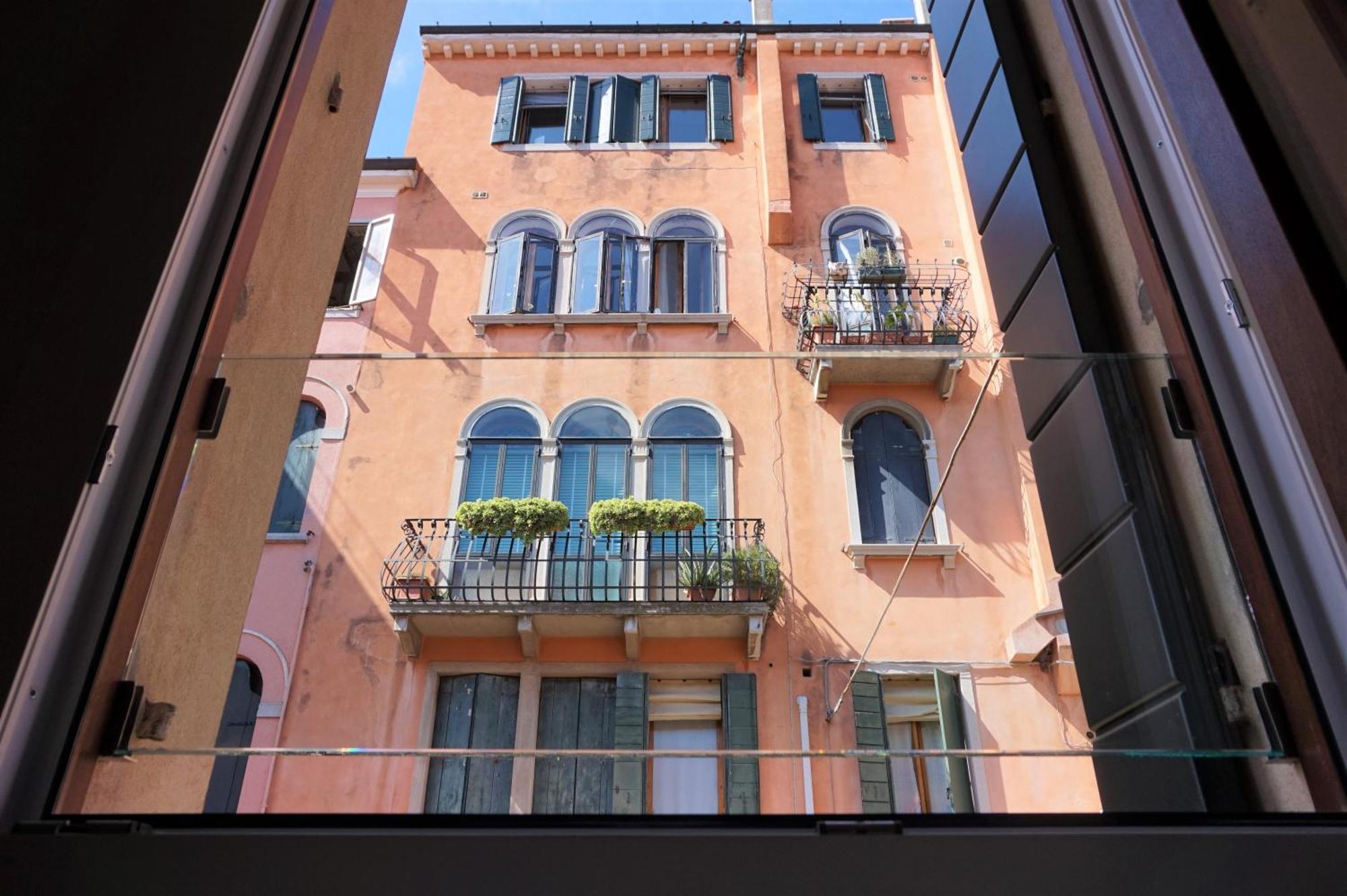 Sara S Luxury Home Five Minutes From Piazza San Marco Wenecja Zewnętrze zdjęcie
